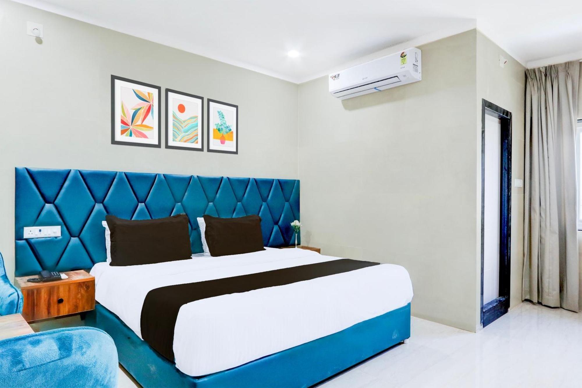 Hotel O Pr Grand Khammam Exterior foto
